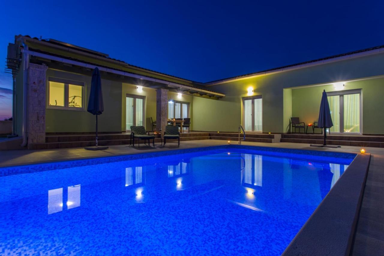 Villa Casa Laganini Štokovci Buitenkant foto